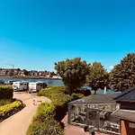 Kanal-haus 
