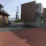 Kanal-haus 