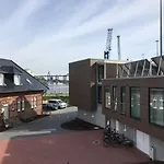 Kanal-haus 