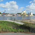 Kanal-haus 