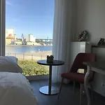 Kanal-haus 