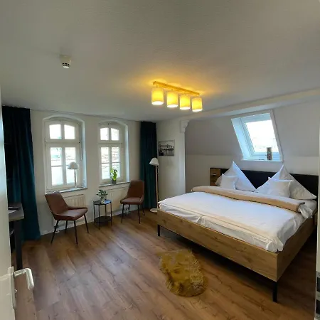 Hotel Kanal-haus Direkt Am Nok Osterrönfeld