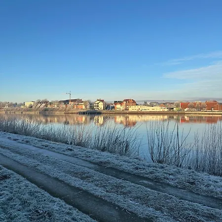 Kanal-haus Direkt Am Nok