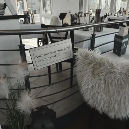 Kanal-haus Direkt Am Nok Hotel
