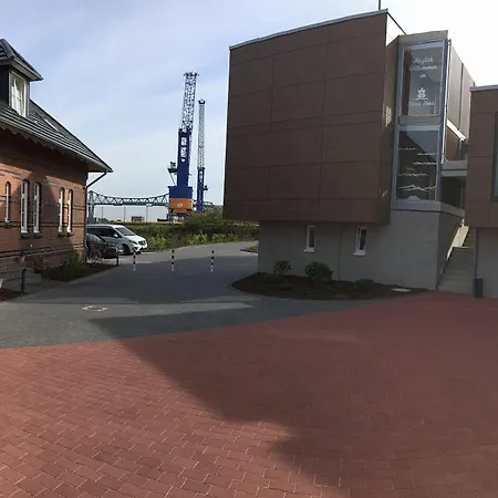 Kanal-haus 